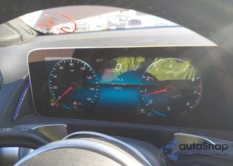 2020 Mercedes-Benz Glb 250 z USA, uszkodzony, nr VIN W1N4M4GB7LW039778